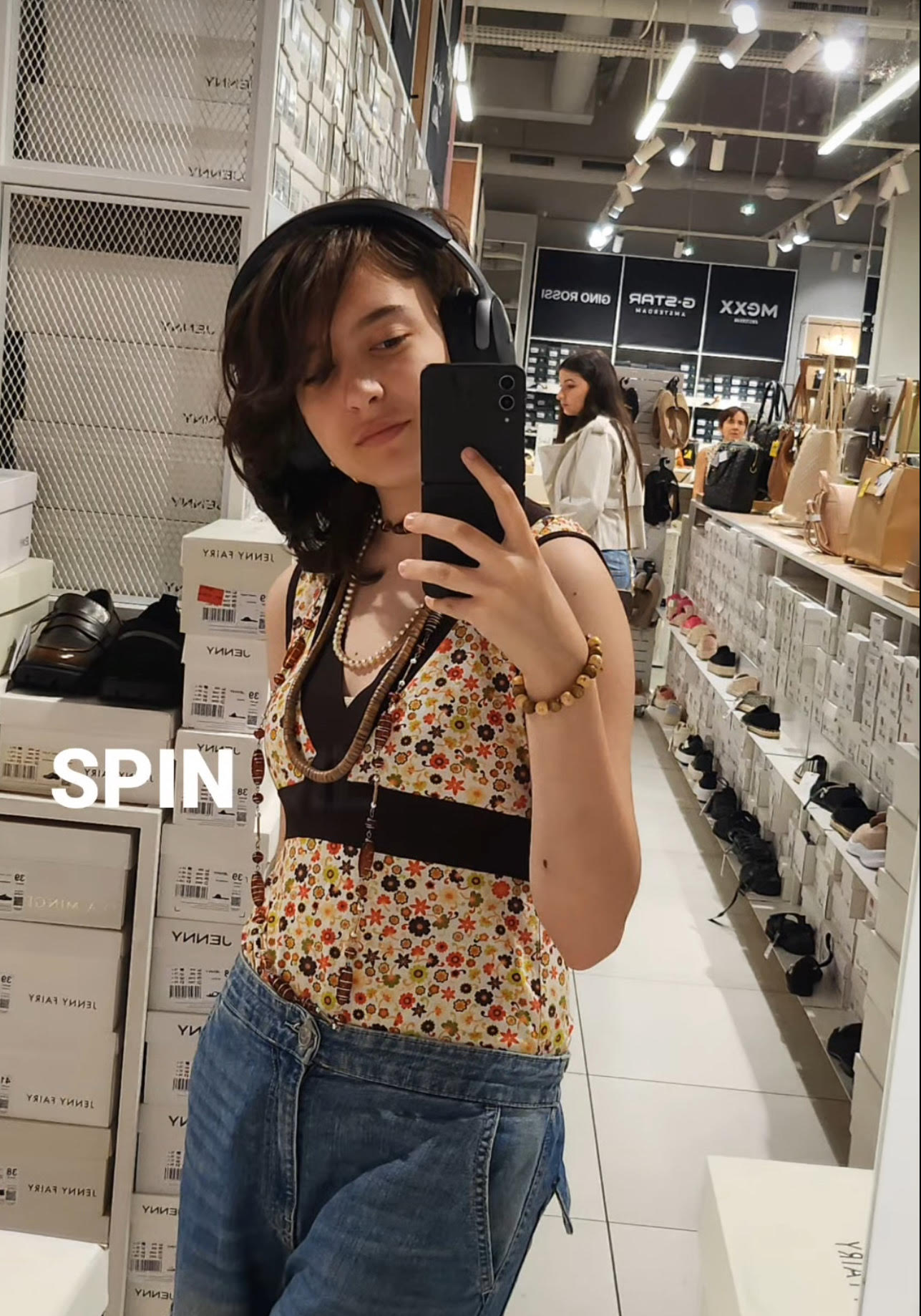 Gabi Photo 8
